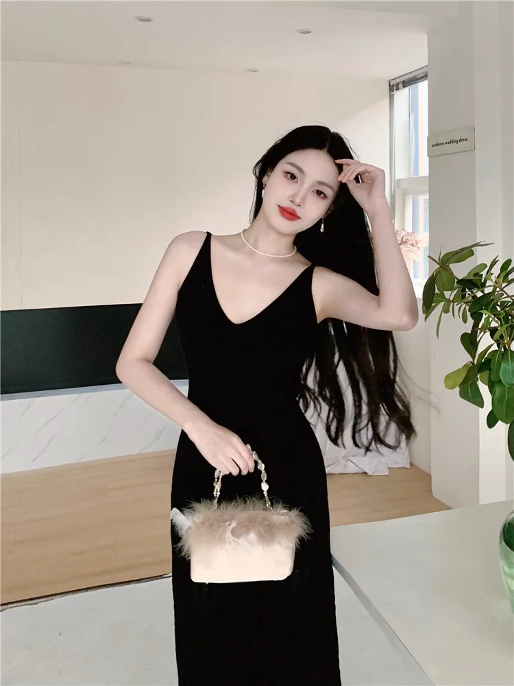 7487 Spring Pure Desire Elegantes, weißes, hohles, geflochtenes, rückenfreies Camisole-Innenkleid in A-Linie mit V-Ausschnitt