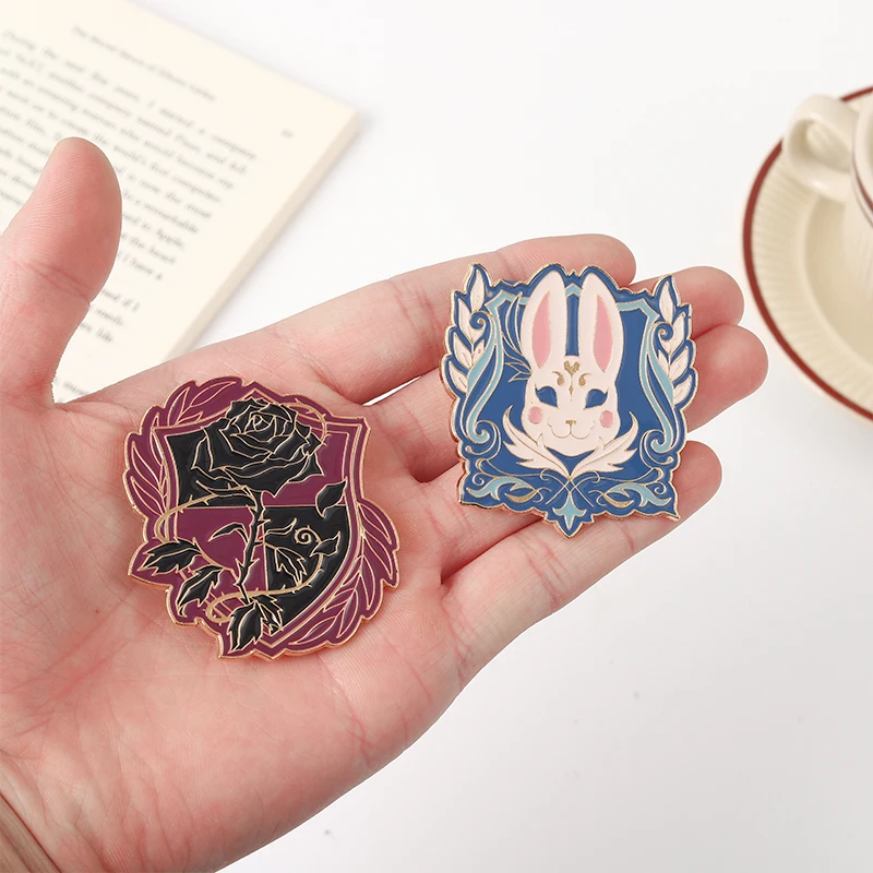 jk Uniform Enamel Pins Custom Swan Rabbit Rose Crown Brooches Lapel Badges Punk Gothic Fashion Jewelry Gift for Friends