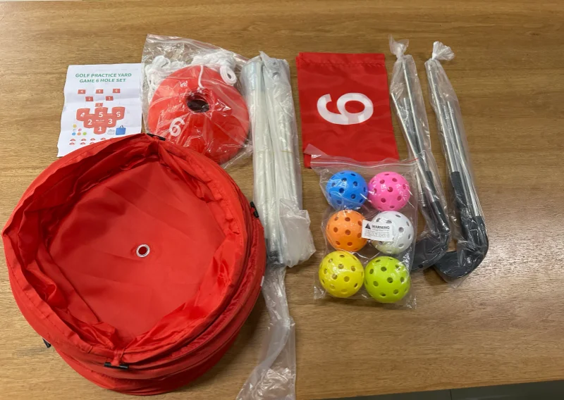 Factory Price Backyard 6 Bucket Hole Golf Game with 2 Clubs and Flags Golf Course Play Set Outdoor for Family, Adults and Kids