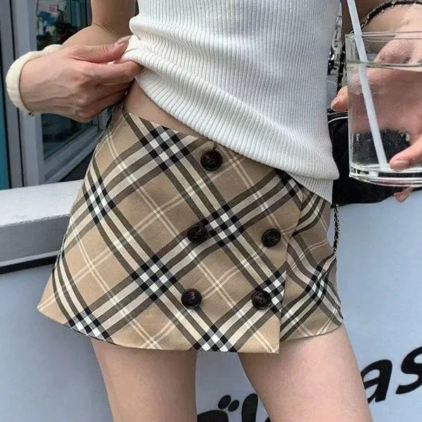 2026 New Khaki Plaid Skirt and Breasted Skirt Temperament Spice Girl Low Waist Sexy Hip Skirt