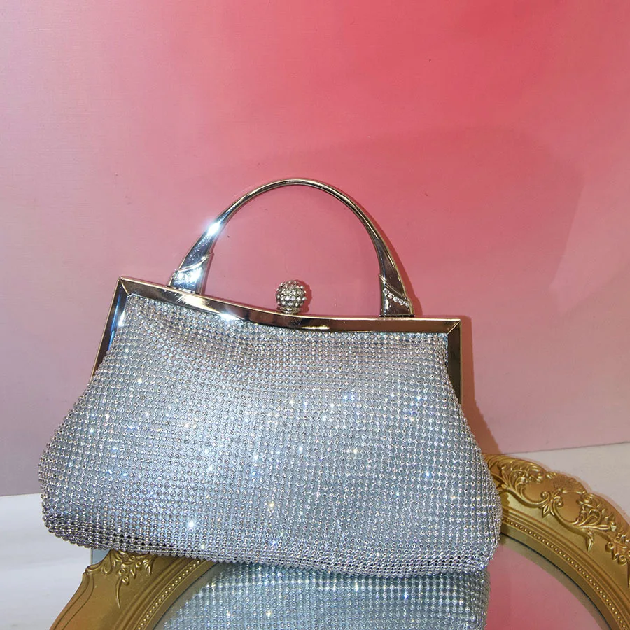 

Fashion, personality and creativity, foreign style small bag, versatile clip chain, diamond-encrusted messenger bag, dinner bag.