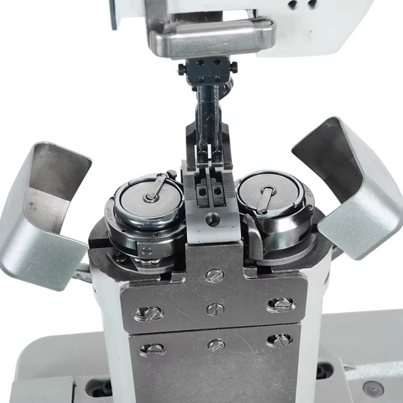 Heavy Duty Double Needle Post Bed Compound Feed Lockstitch Sewing Machine for Thick Materials