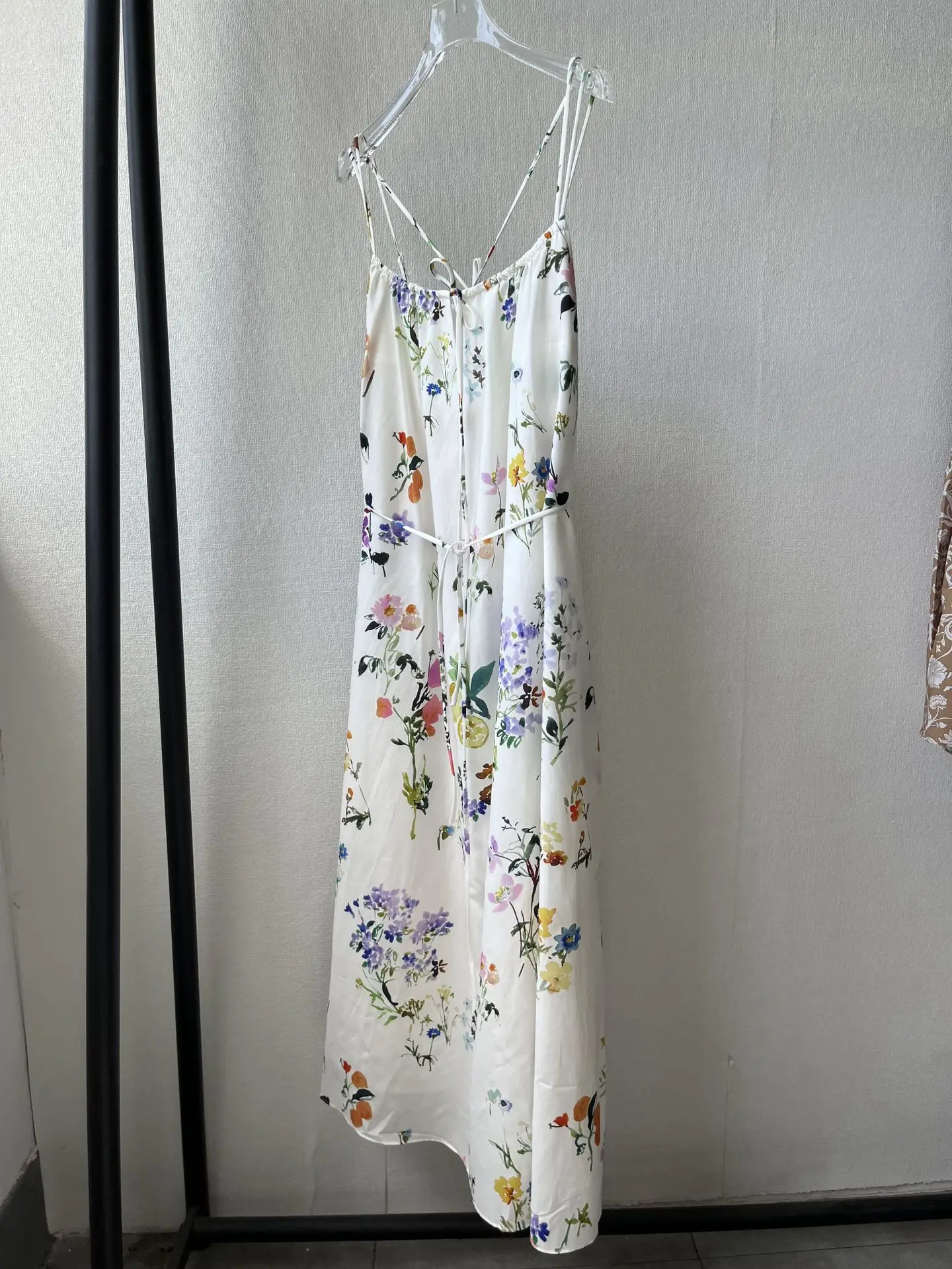 

Sling Dress Flower Printed Mulberry Silk Cotton Blended Lace up Holiday Style Long Dress Summer New Style