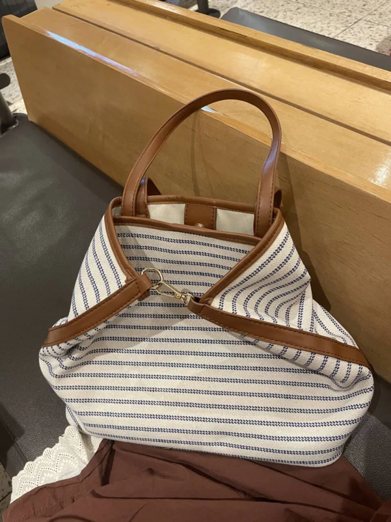 

Large Capacity Fashion Shoulder Crossbody Bag for School Work Shopping Retro Tote Handbag Stripe Print Canvas Tote Bag