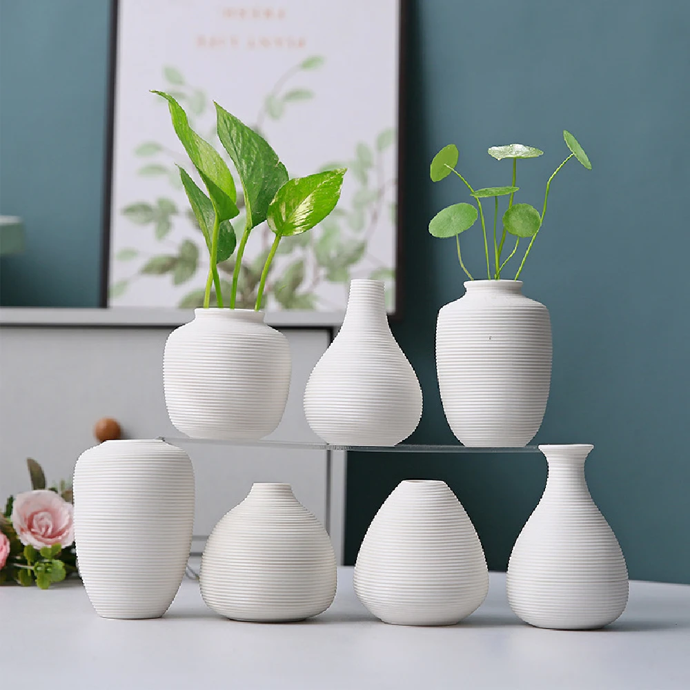 Thumbnail 2 - #3 Cheap Ceramic Home Vases Worth Buying