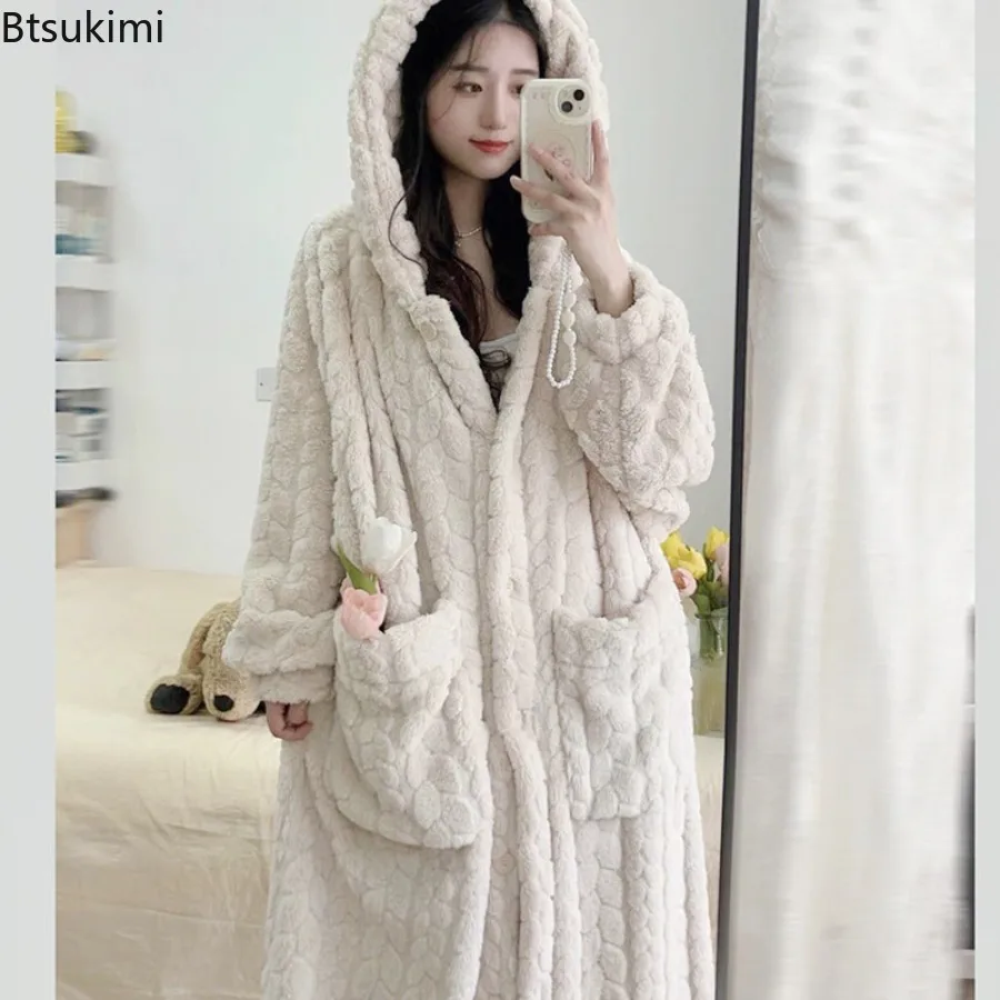New 2025 Autumn Winter Women's Facecloth Robes Coral Velvet Long Section Cute Sweet Home Wear Lazy Sleeper Robe Pajamas Female