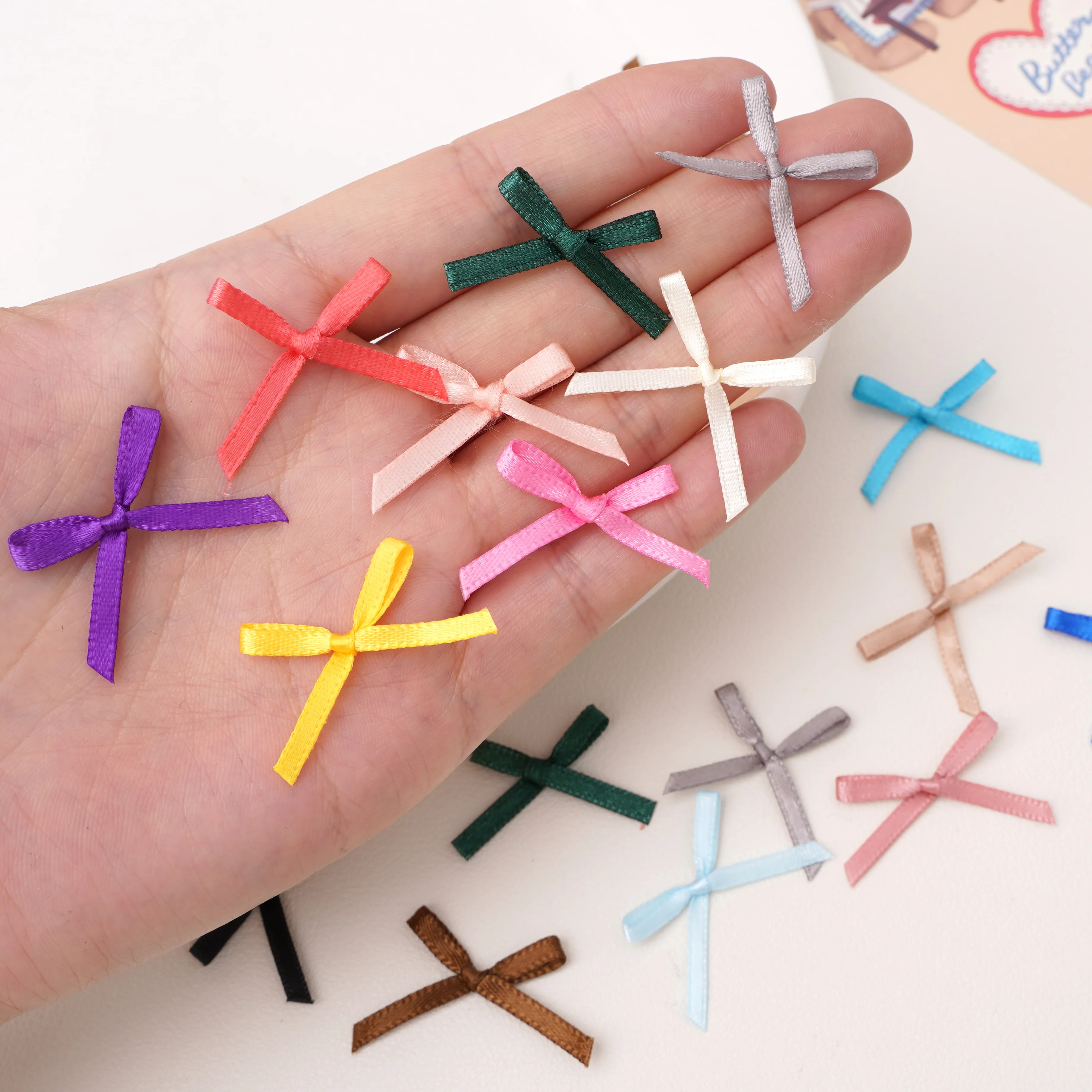 10–50 Stück bunte Schleifen, 2,5 x 2 cm, Mini-Polyester-Satin-Schleife, handgefertigt, Kleidungsstück, Schleife, Basteln, DIY-Dekoration, Nähzubehör