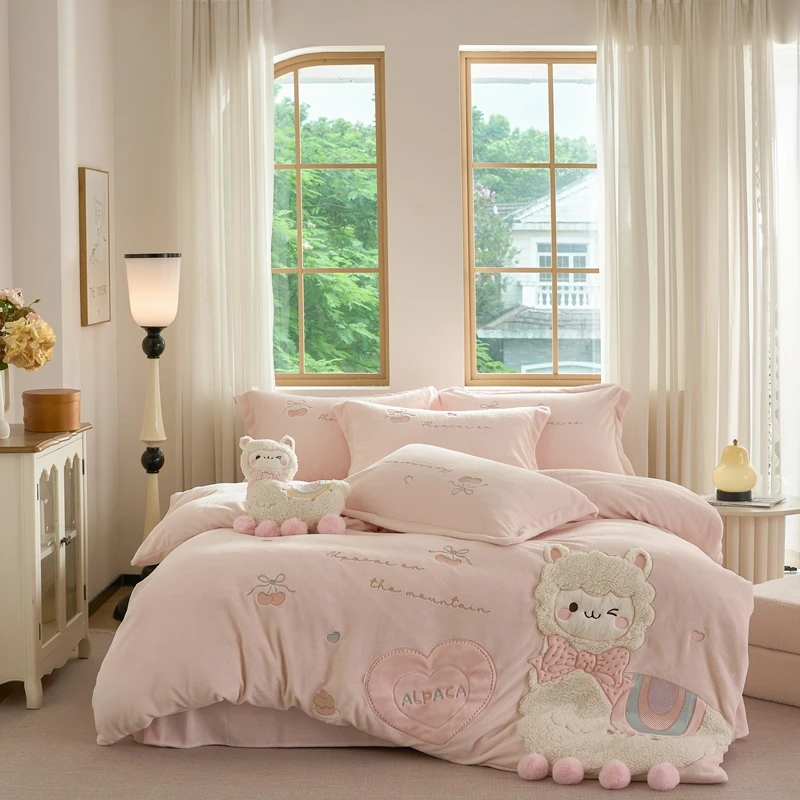 Cute Alpaca Llama Applique Embroidery Velvet Bedding Set Pink Duvet Cover Set With Pompom Ball Winter Plush Bed Sheet Pillowcase