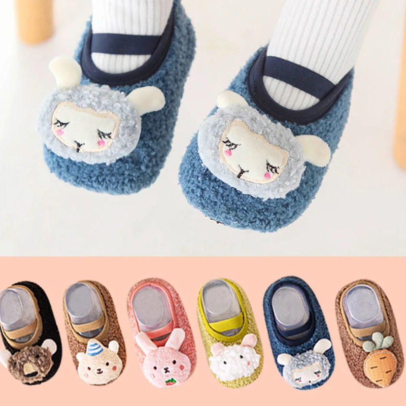 Zapatos para caminar para bebés, calcetines de suelo para niños de otoño e invierno, calcetines antideslizantes para caminar, zapatos de suelo de felpa y gruesos, calcetines para bebés