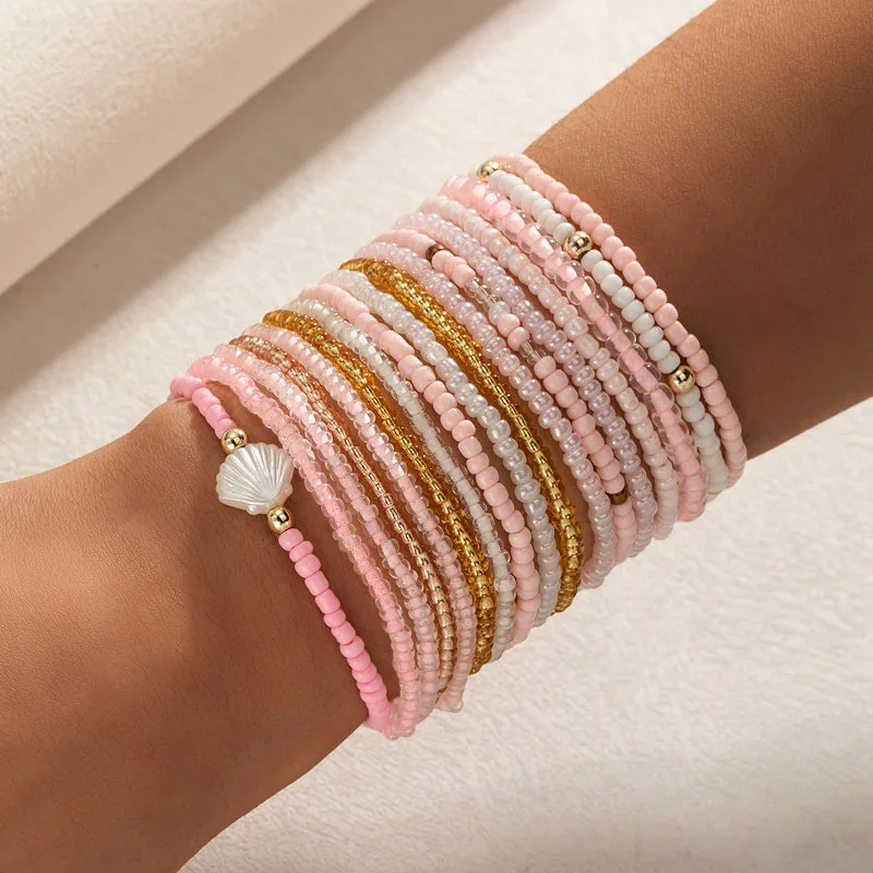17Pcs Pastel Seed Bead Bracelet Set for Women Boho Beach Shell Charm Elastic Stretch Stackable Gold Tone Summer Jewelry Gift