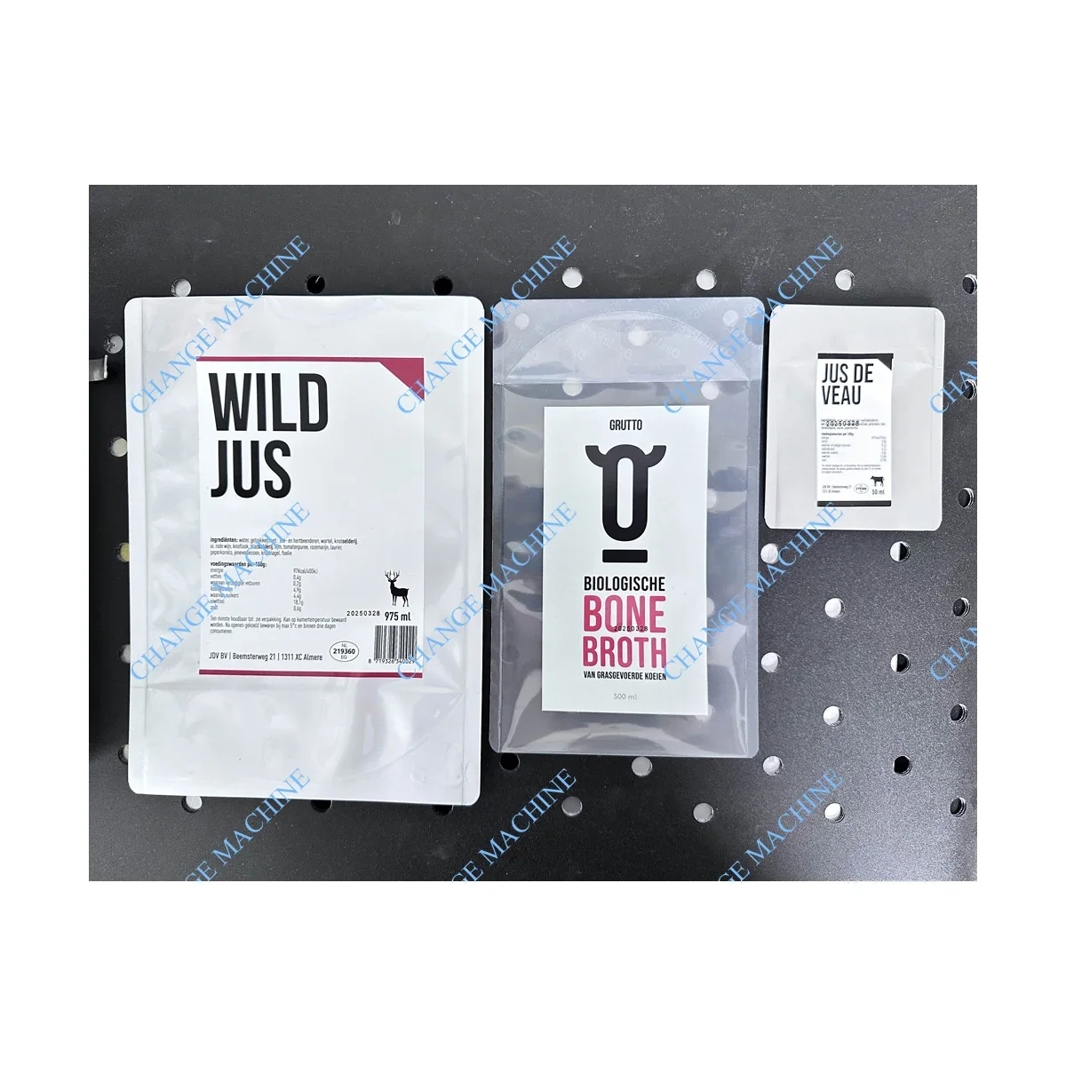 Automatic Pouches Labeling Machine