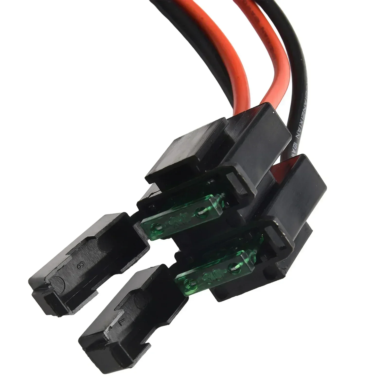 

High Pressure Protection and Reliable Performance 12AWG 30A Fuse DC Power Cable for ICOM IC7000 IC7600 FT450 TS480 FT950