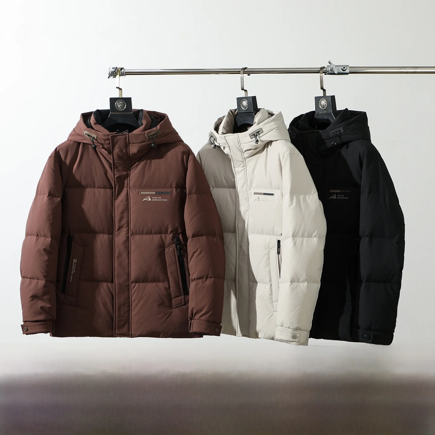 

High-End Men's down Jaet Anti-Cold Waterproof Du down Hooded Warmth Polyester Fiber Long Sve Zipper Closure Casual Sle