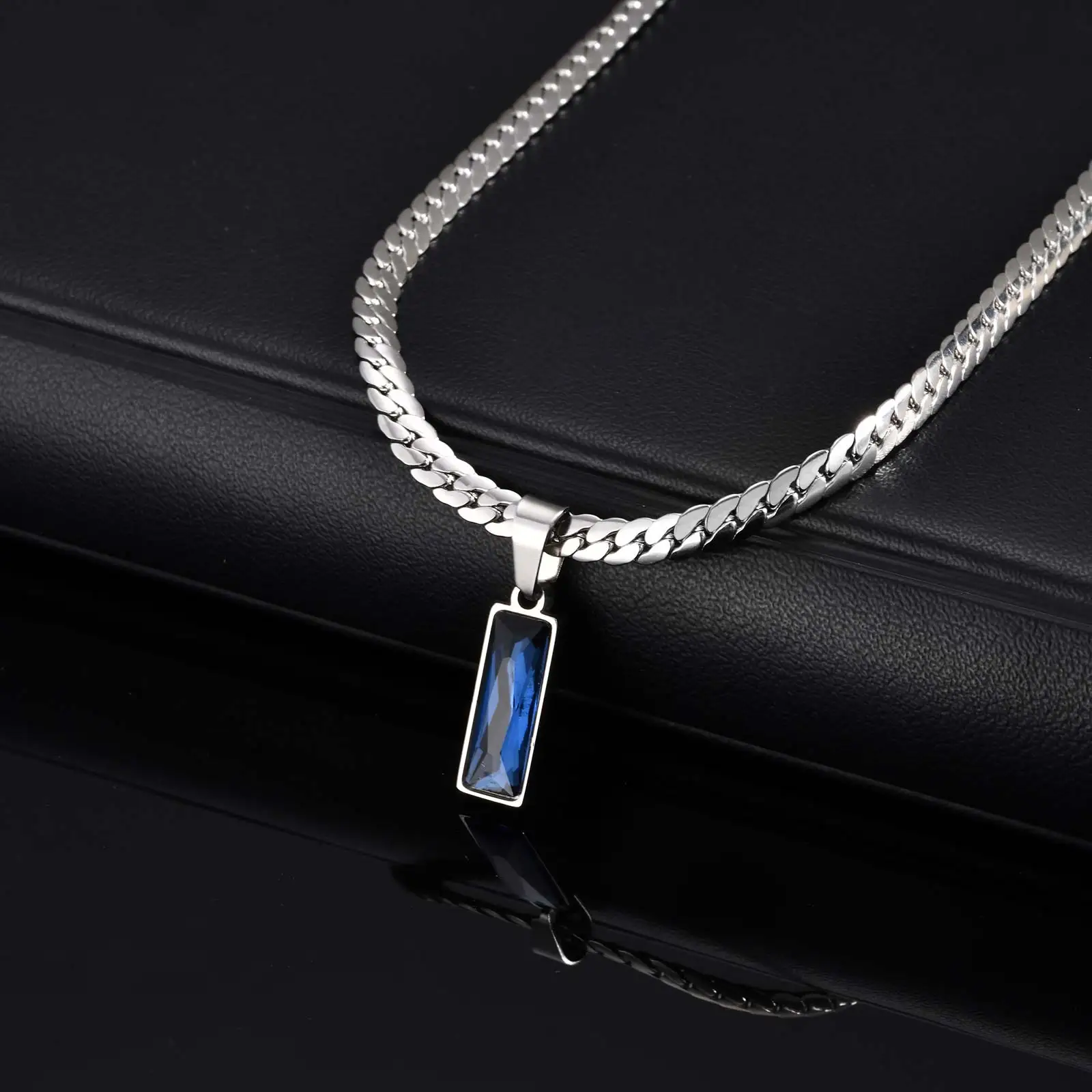 

Geometric Square Black Blue Pendant Necklace Stainless Steel Simple Flat Cuban Chain Collars Trendy Hip Hop Jewelry Gift for Men