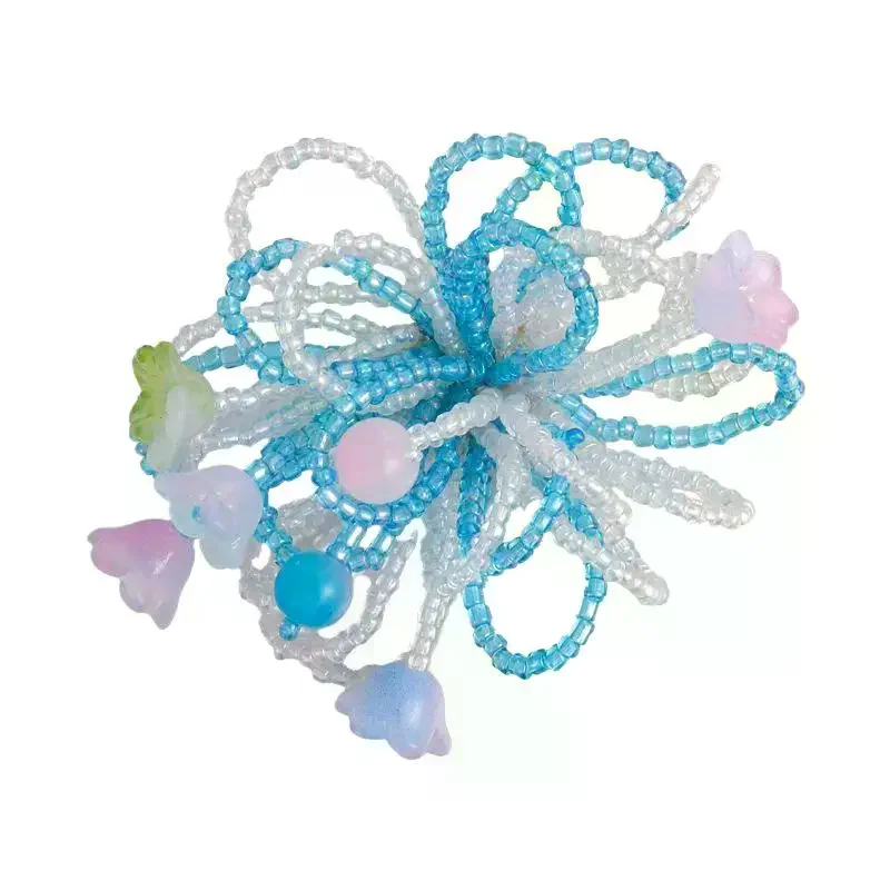 Chaussures en gelée pour femmes faites à la main avec décorations perlées et boucles en cristal, idéales pour les plages et les promenades