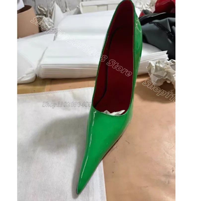 

Green Metal Heels Slip on Pumps Pointed Toe Patent Leather British Style Fashion Women Dress Sexy Shoes 2025 Zapatos Para Mujere