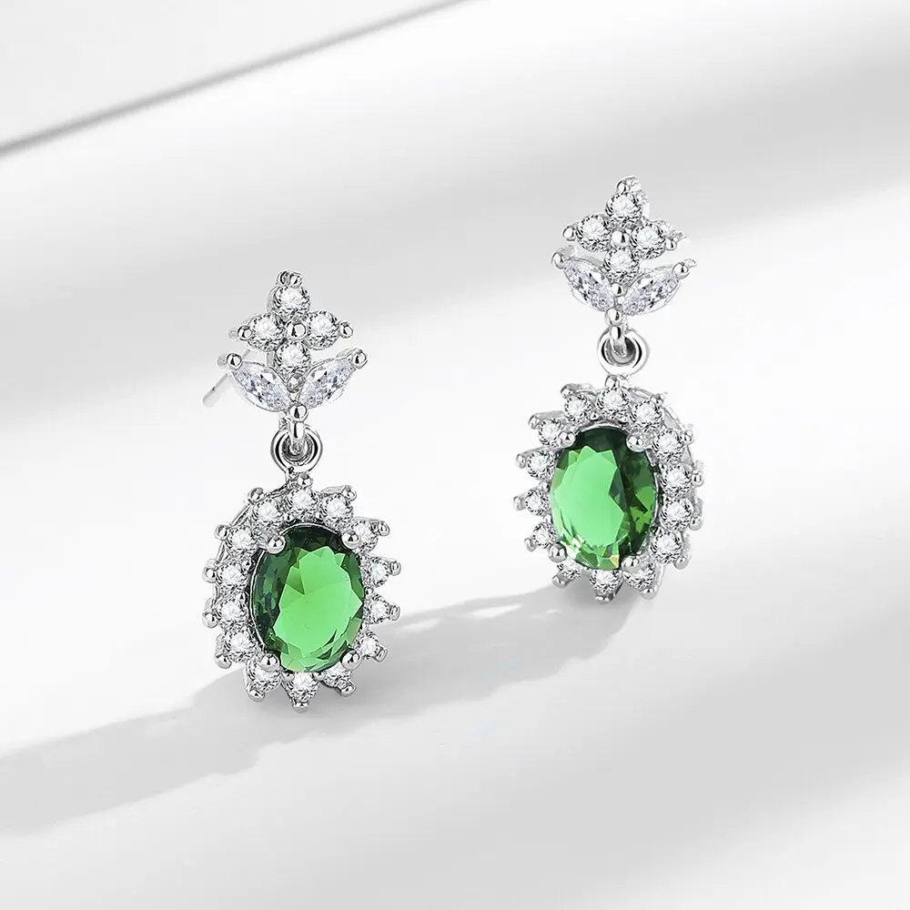 

Elegant British 925 Sterling Silver Emerald Fire Zircon Ladies Anniversary Jewelry