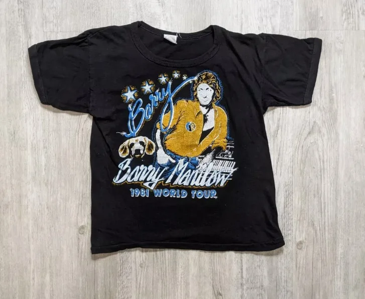 Vintage 1981 Tour Barry Manilow Tee Shirt Classic Black Unisex S-5XL