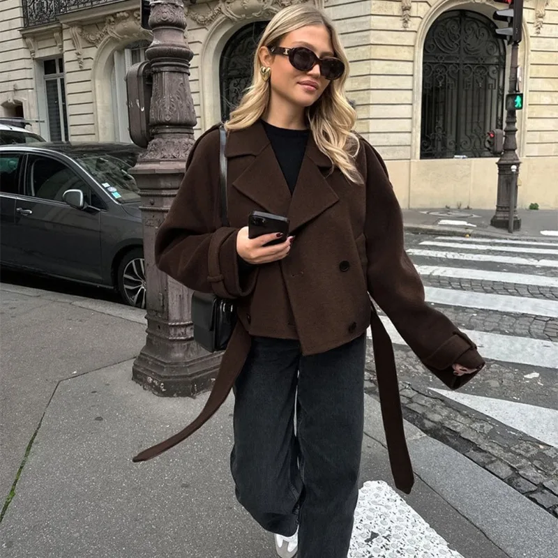 Frühling Damen Retro Revers Kurze Jacke Brauner Doppelreihiger Wollmantel Büro Locker Einfarbig Herbst Winter Mantel Damen-Outfit