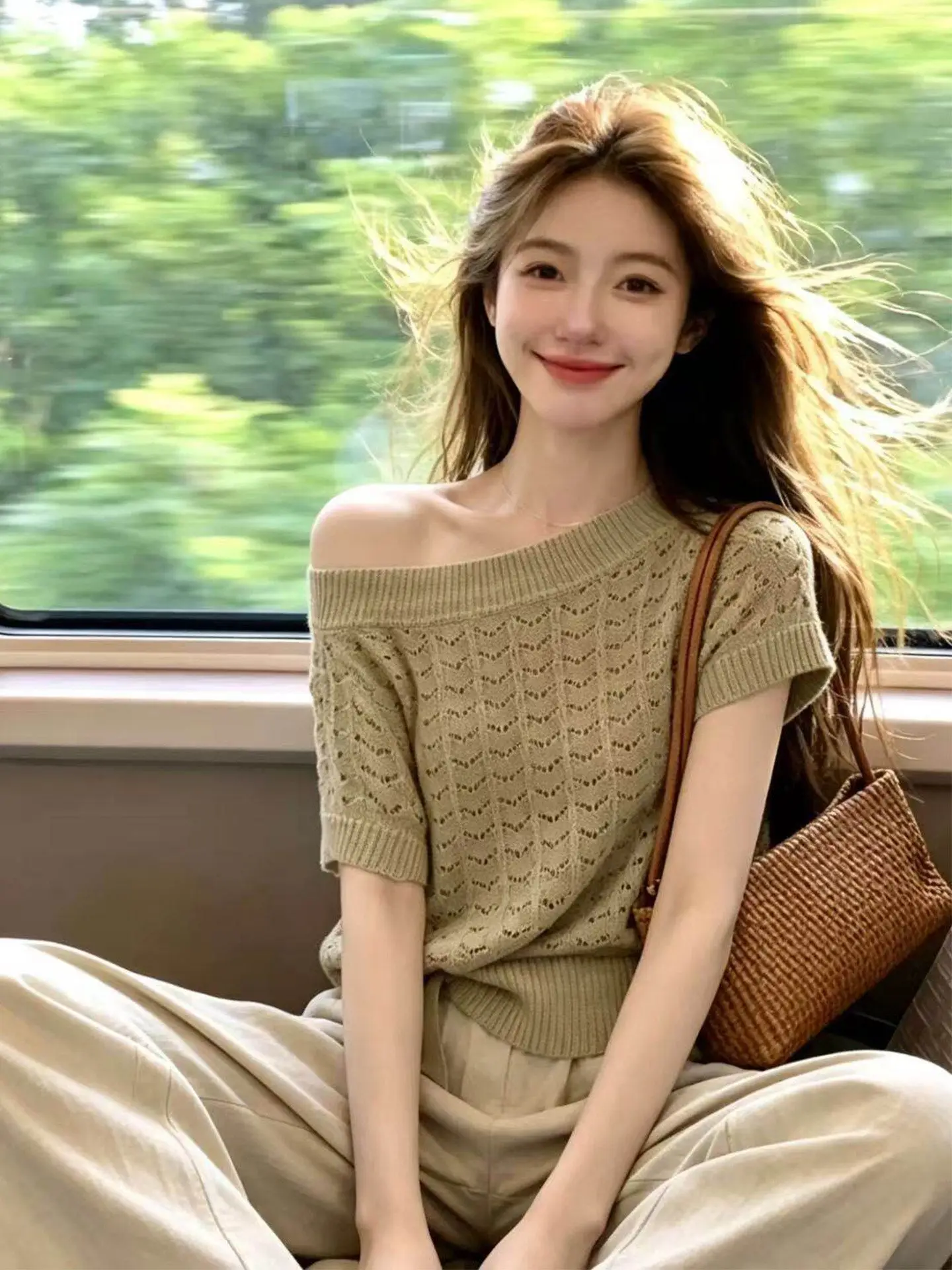 

Khaki Hollow out Shoulder Knitted Short Sleeve T-Shirt Women's Summer High End Chic Stylish Top French Style Standard Fit