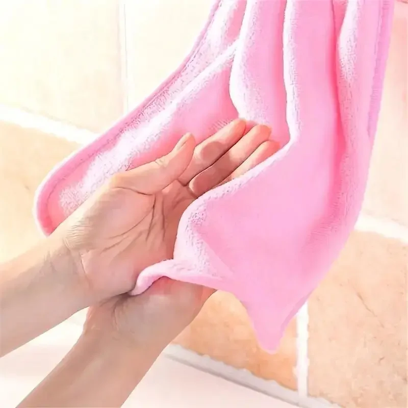 1pcs Coral Velvet Bathroom Supplies, Soft Hand Towel, Absorbent Cloth Dishcloths, Hanging Cloth, Kitchen Accessories