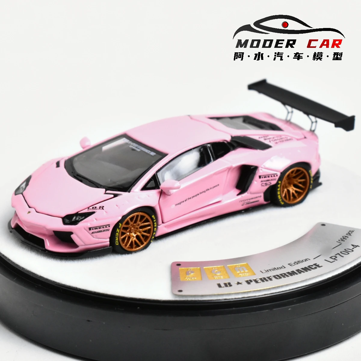 

PGM 1:64 LP700-4 Pink Wide body fully open Diecast Model Car