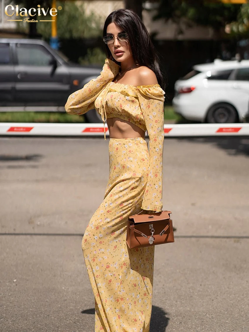 Claciveแฟชั่นหลวมพิมพ์ผู้หญิง2ชิ้นชุด2025เซ็กซี่แขนยาวCrop TopเอวสูงกระโปรงMaxiชุดStreetwear