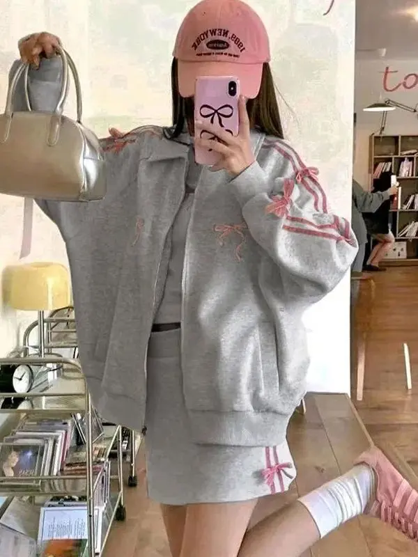 

Embroidery Women 2 Piece Set Long Sve Loose Coat High Wai Casual Sportswear Autumn 2024 Collection Ladies Premium Outfits