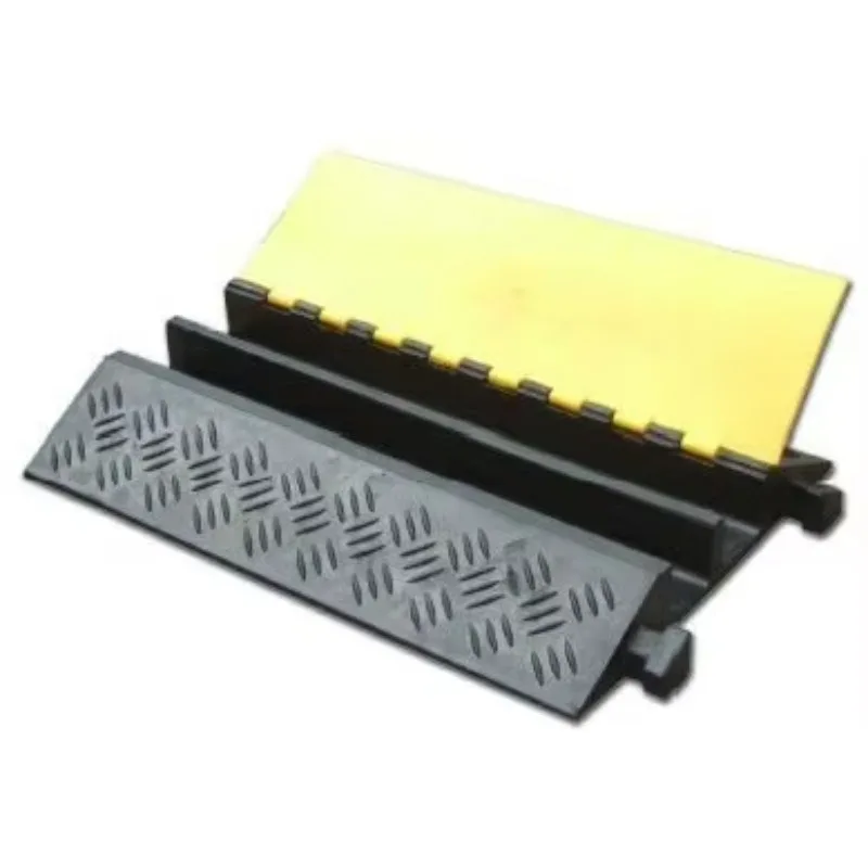 Easy-to-install curb ramps Reflective portable driveway Non-slip rubber curb ramps