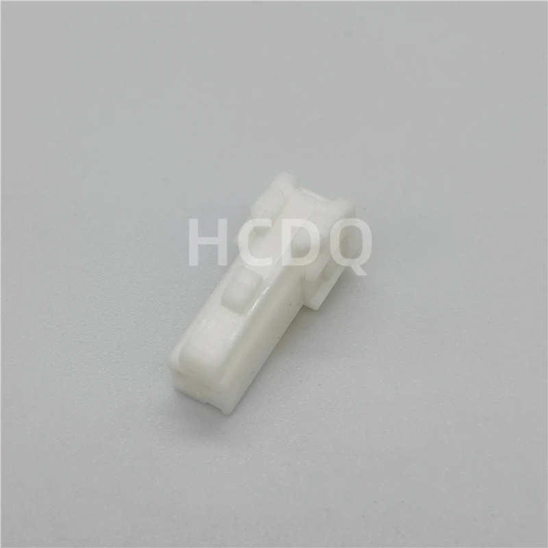 

10 PCS Original and genuine 1300-4942 automobile connector plug housing supplied from stock