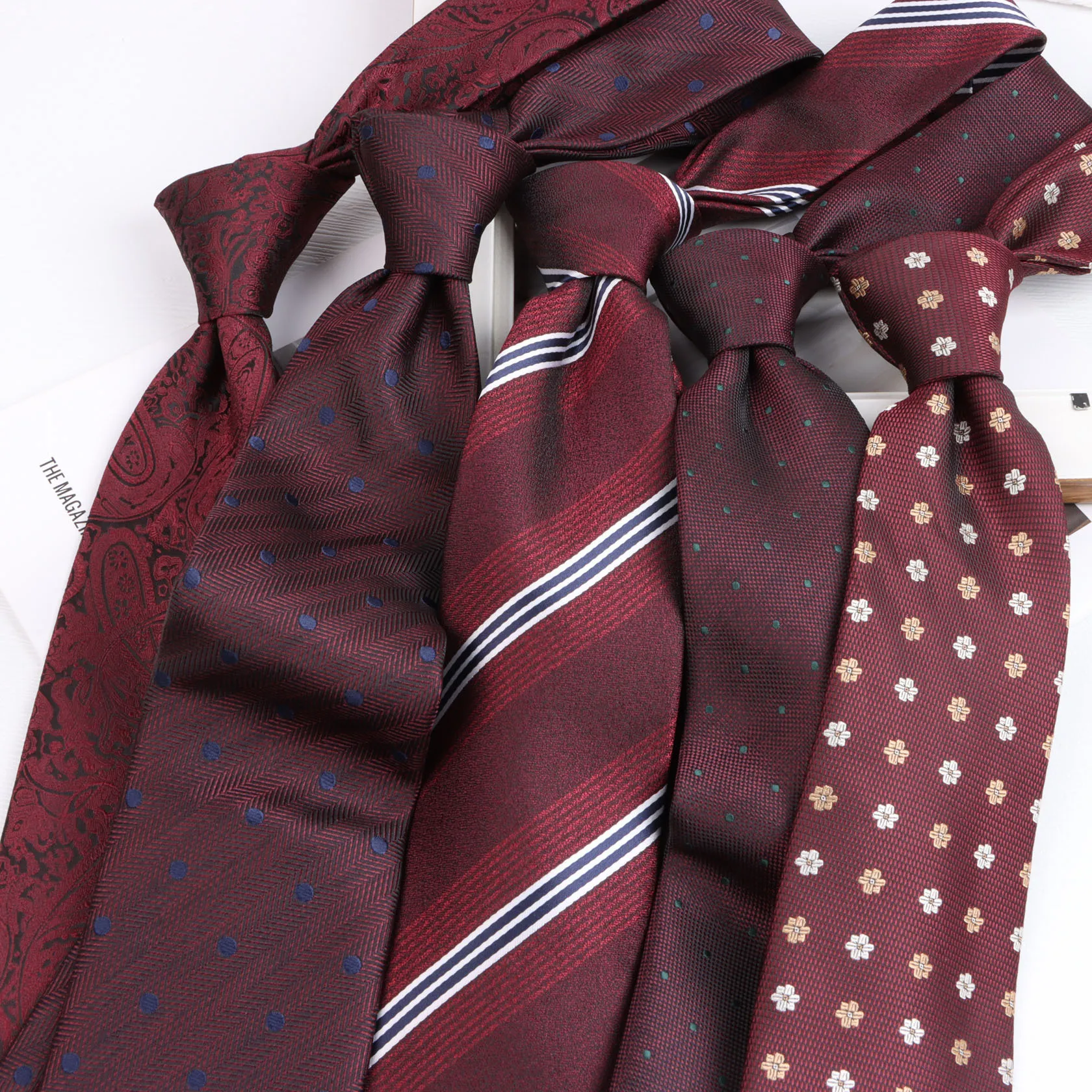 Newest Men's Tie 8 CM Wide Burgundy Navy Brown Pattern Neck ties Polyester Jacquard Neckties For Wedding Party Accessory Gift