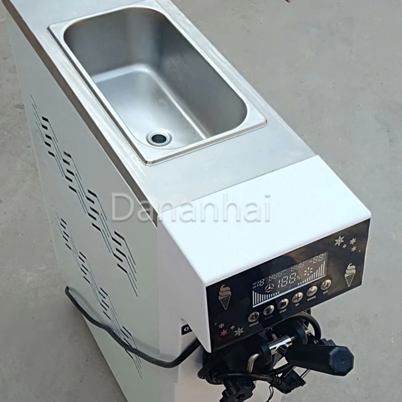 

Настольная автоматическая машина для приготовления мороженого и фруктовых леденцов на одну порцию с цифровым дисплеем для домашнего использования