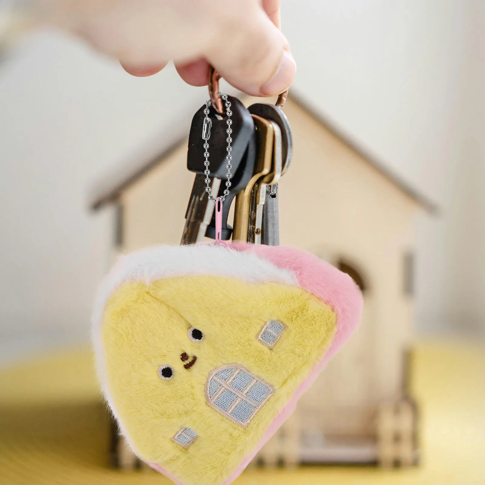Creative Small House Keychain Coin Pouch Soft Fabric Wallet for Loose Change Earphones Cables Bag Backpack Handbag Teen Girl