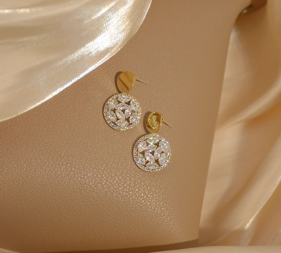 2022 new Simple design copper gold plated S925 silver needle Zircon Earrings for women Fashion Jewelry