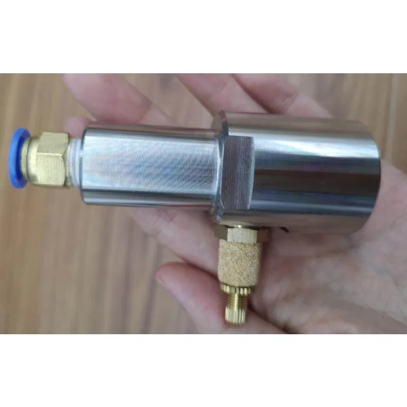 

Датчик-измеритель VAISALA DMT143 DMT143L для измерения влажности в сушильных машинах