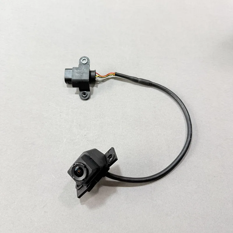 For Kia Borrego Mohave 2011-2015 Original Rear View Camera OEM 957902J002 957902J000 95790-2J002