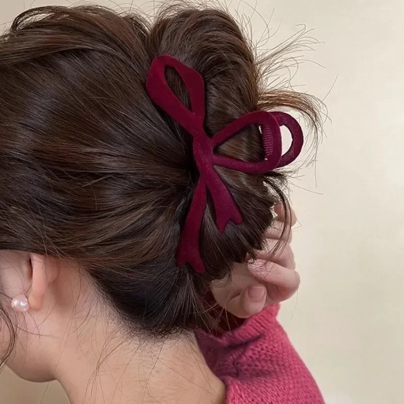 Red Velvet Bow Hair Clips Autumn Winter Women Hair Claw Clip French Elegant Hairpin Korean Hair Accessories Female Headwear Gift