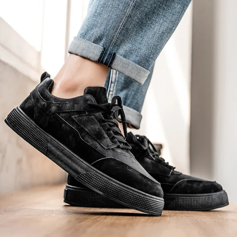 Zapatillas de deporte para hombre transpirables 2025 nueva moda coreana de verano zapatos ligeros para caminar hombres Casual estudiante calzado deportivo diario Men1