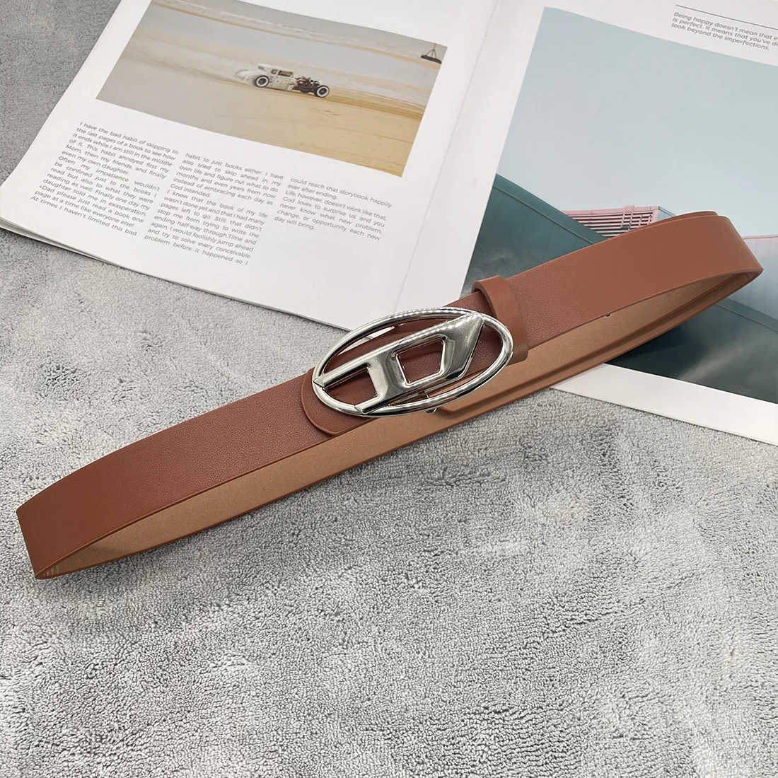 Nuova cintura da donna retrò versione coreana cintura in PU pantaloni da lavoro slim da donna cintura jeans semplice e versatile da donna