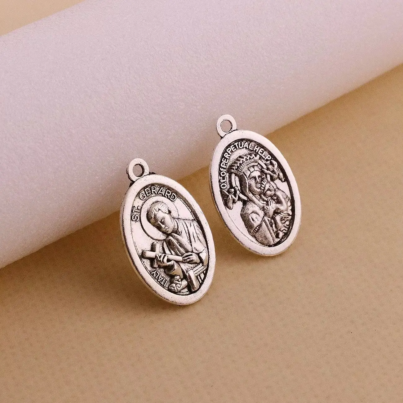 30Pcs Our Lady of Perpetual Help Medal Catholic St.Gerapd Charms Pendants for Jewelry DIY Rosary Making Accessories