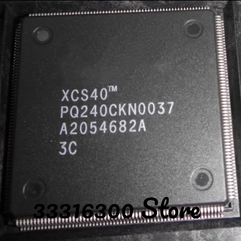 1PCS New XCS40-3PQ240C   XCS40-3PQ240   QFP240  Microcontroller chip IC