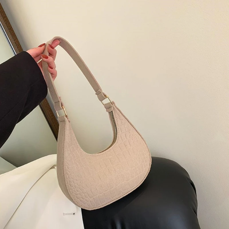 Retro Fashion Women Underarm Bag Casual One Shoulder Handbag New Exquisite Casual Shoulder Bags for Ladies Advanced Armpit Bag