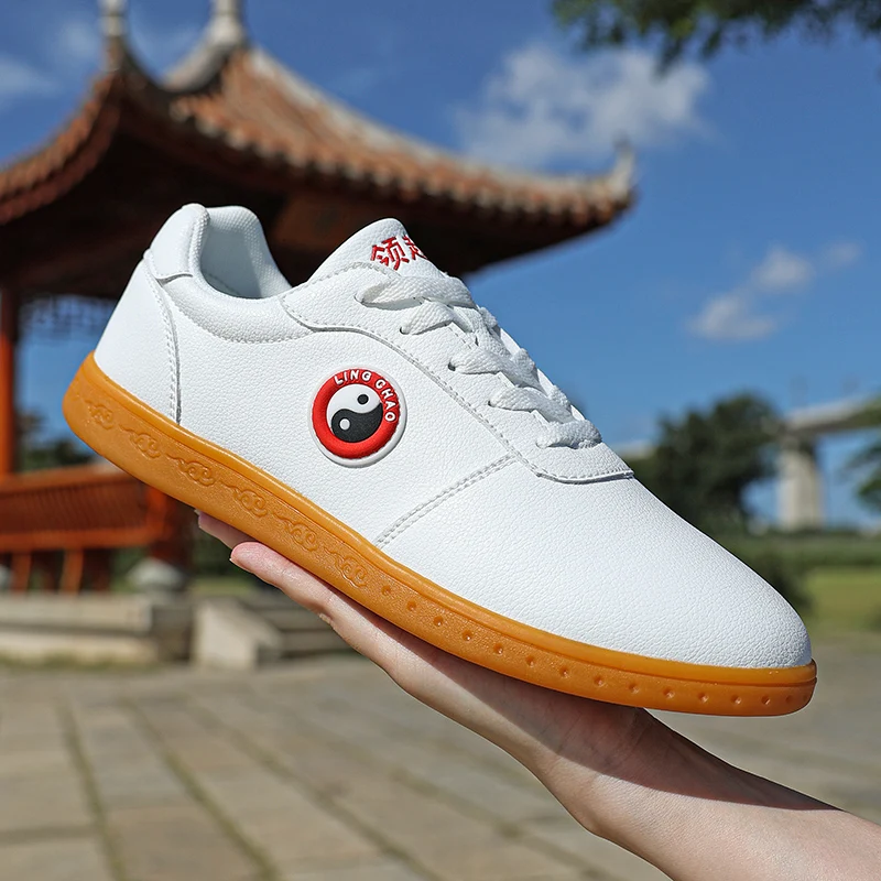 2023 New Martial Arts Shoes Comfortable Men Women Tai Chi Shoes Chinese Tradition Kung Fu Shoes Wear-Resisting Outdoor Sneakers