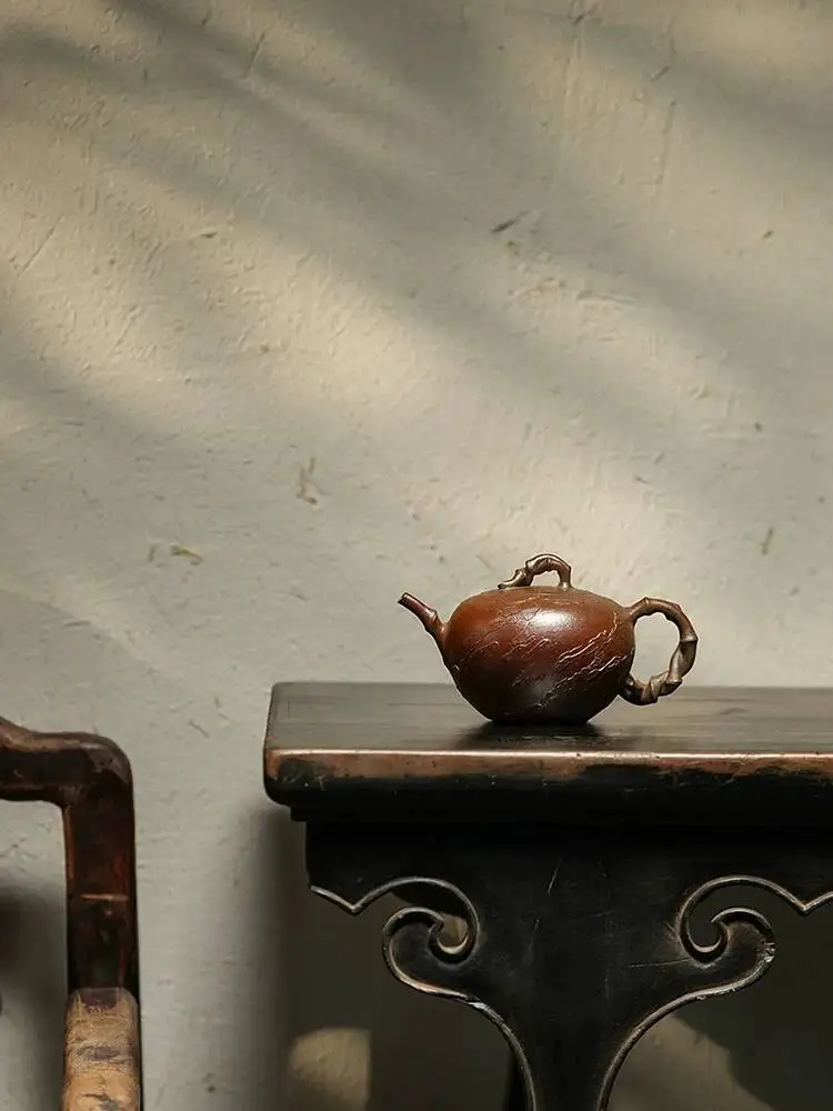 Yihu Chun High-End Yixing Purple Clay Teapot By Famous Artist Ma Mingxiang, Fully Handmade Tea Brewing Pot, Made From Segment