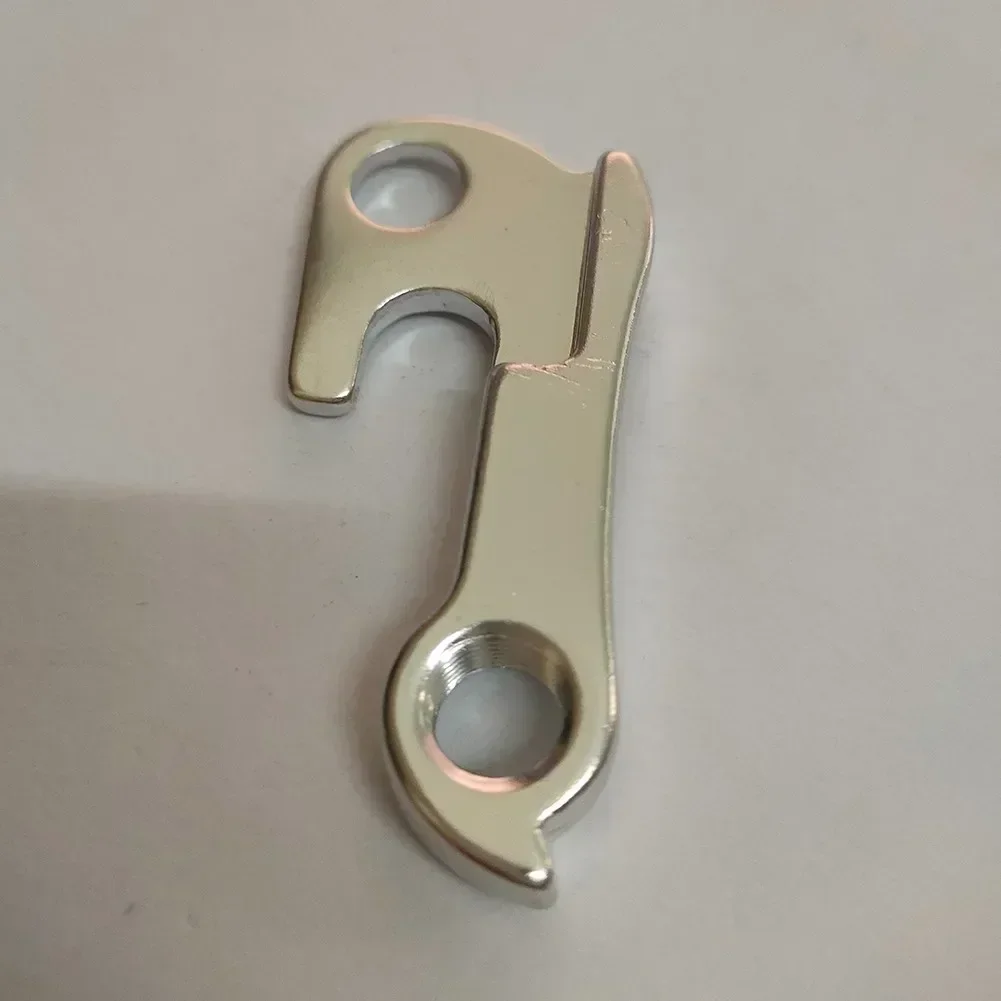 Bike Rear Derailleur Hanger/Frame Bracket Tail Hook for GT Chicker Aggressor Avalanche Aluminium Alloy Material