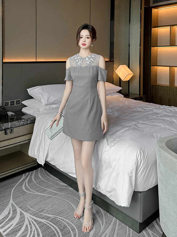 

Coigarsam Women's Dress Summer New Office Lady French Style Patchwork Solid Peter Pan Collar Zipper Sequins Gray Dresses