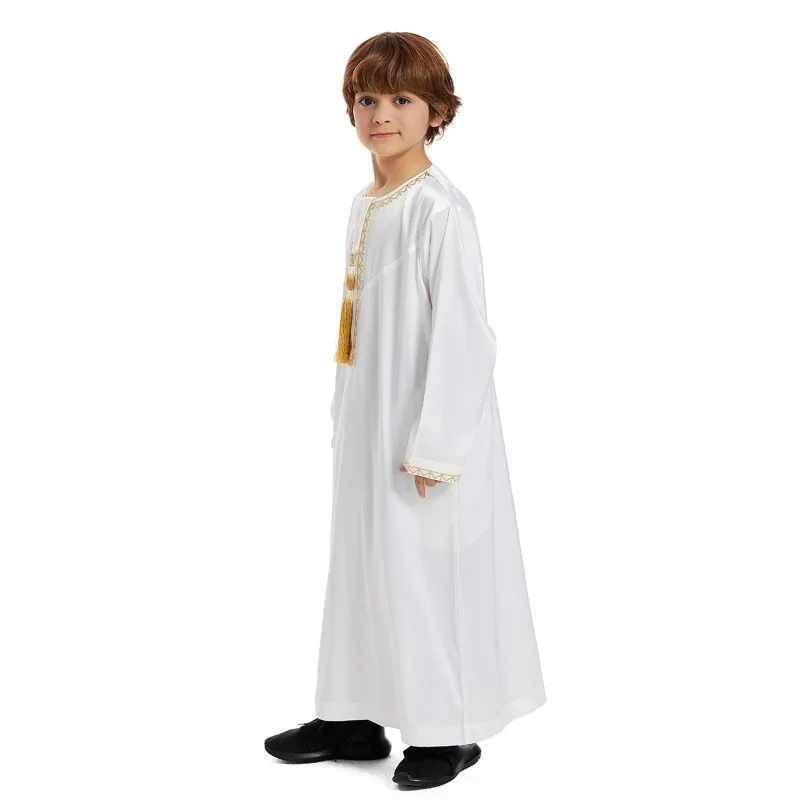 Boys Muslim Robe Pure Color Long Loose Arab Thobe Teen Islamic Clothing with Fringe view 5