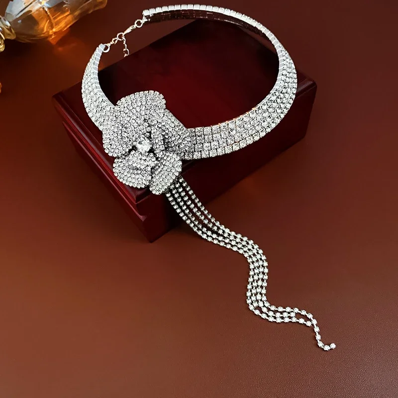 Rhinestone Multi Layered Flower Fringe Necklaces for Women Occidental Exquisite Temperament Advanced Personality Luxury Jewelry