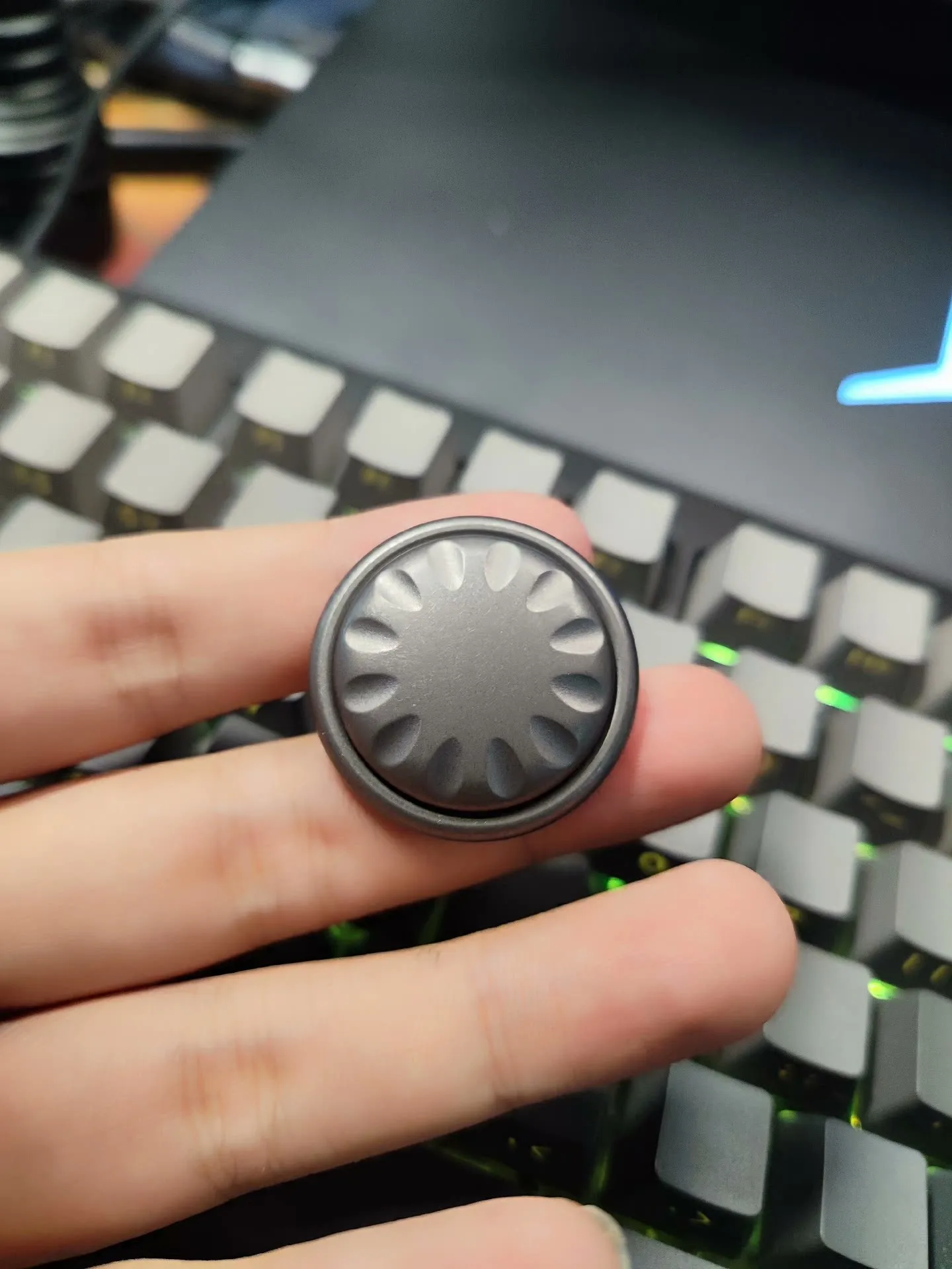 thumb