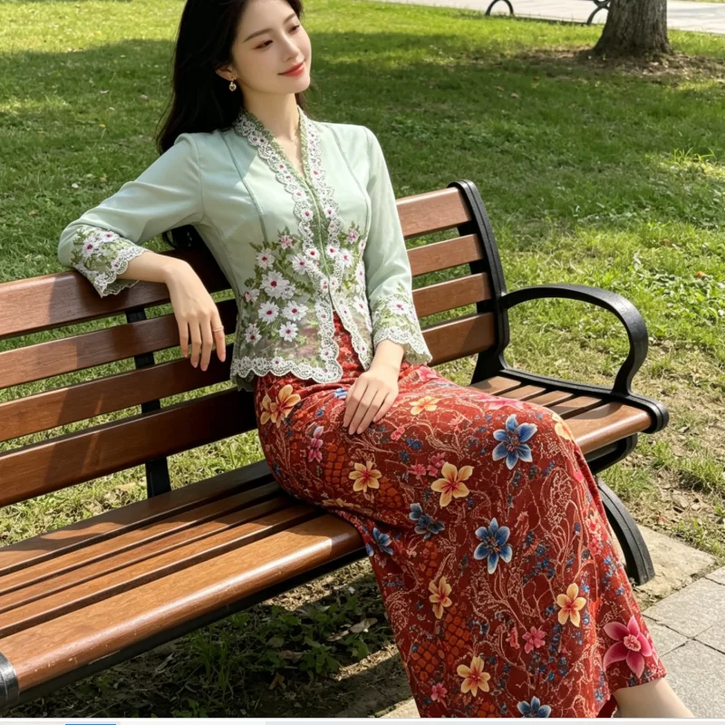 Petite robe chemise rétro à co - Batik Sarong Wrap avis et prix